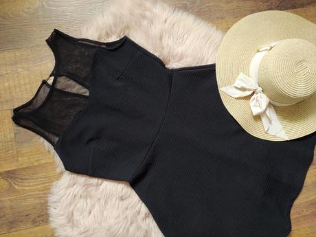 Čierne krátke spoločenské šaty, m