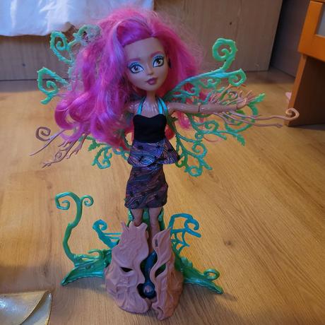 Predam monster high babiky,