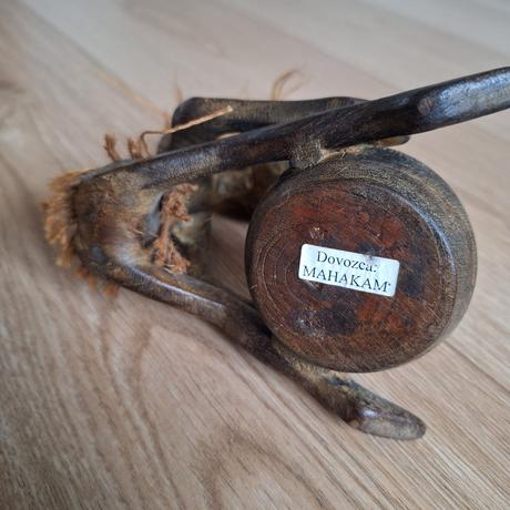 Dekorácia trpaslík z mahakamu, 