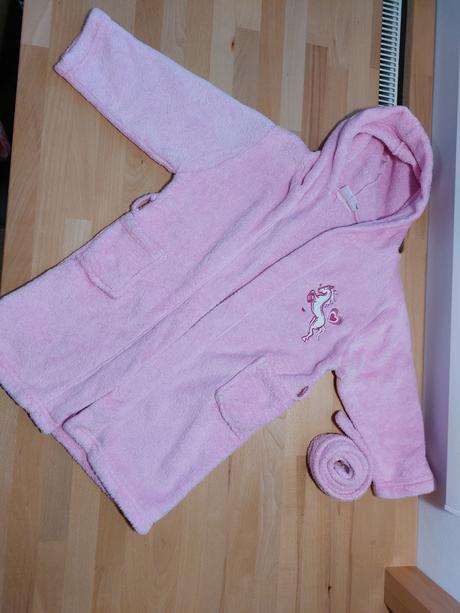 Dievčenský župan, okay,104