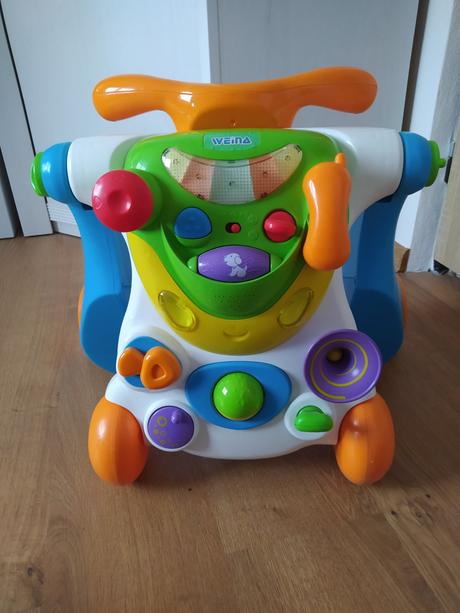 Interaktívne odrážadlo/chodítko,