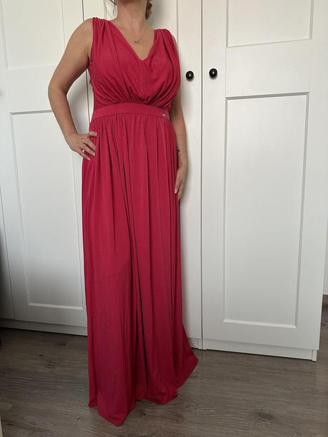 Spoločenské šaty, 38