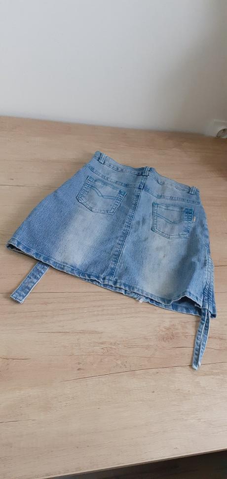 Rifľová sukňa, 122