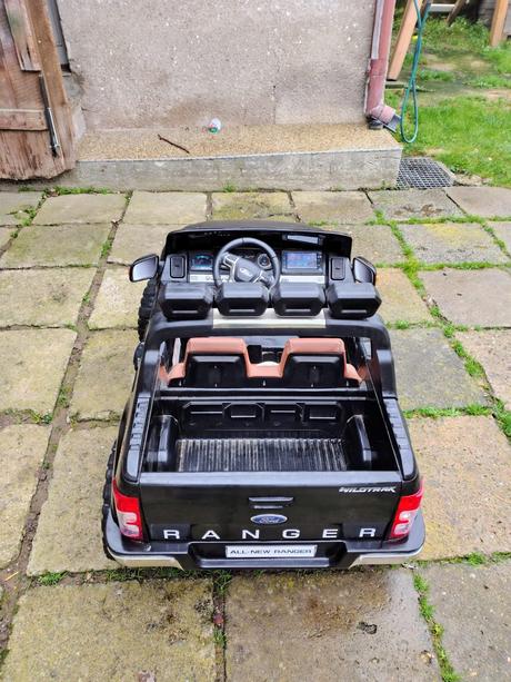 Elektricke auticko ford ranger, 