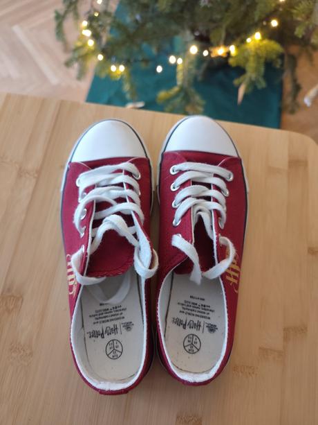 Krásne plátenné tenisky h potter, 35
