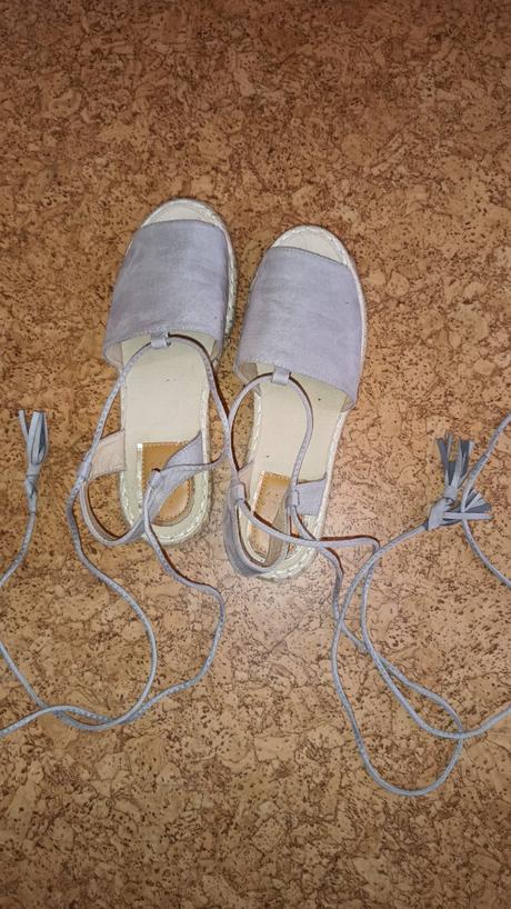 Espadrilkove sandále s viazanim, 39