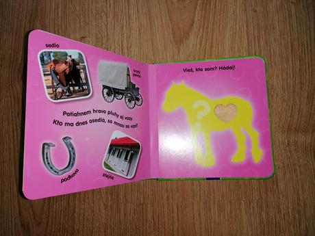 Kniha kto som - dotkni sa ma, ohmataj a uhádni, 