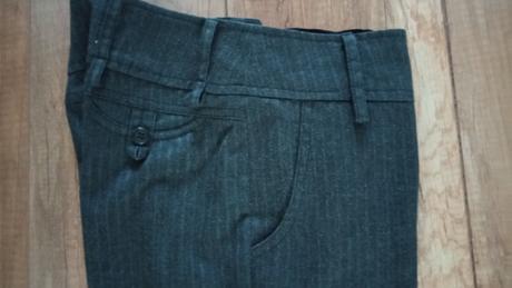 Nohavice dámske m s pruzkom, 38