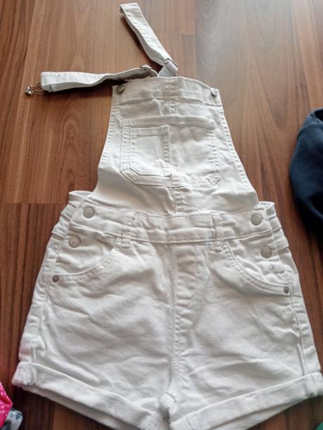 Šortky, reserved,140