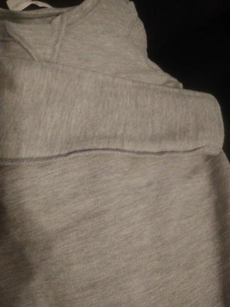 Predĺžený svetrík, 92