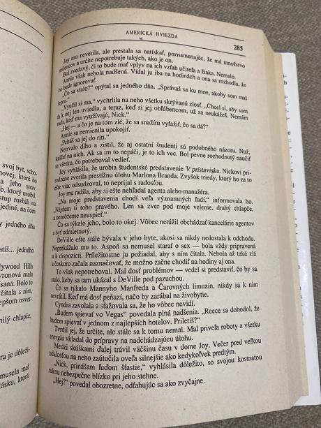 Collinsová jackie americká hviezda príbeh jednej,