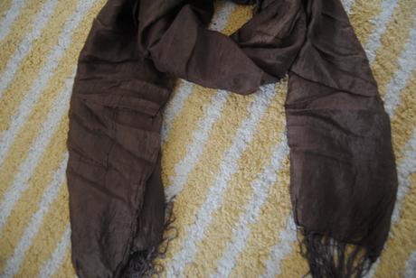 Saténový ľahký šál, s