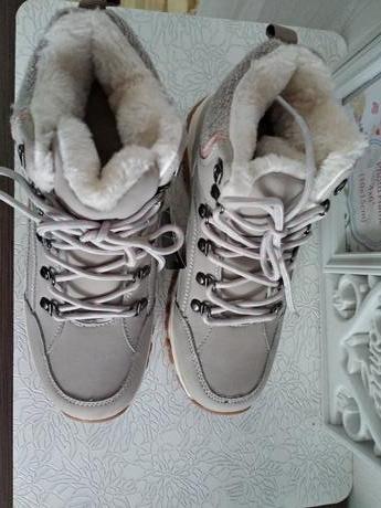 Nové zimné topánky, 39