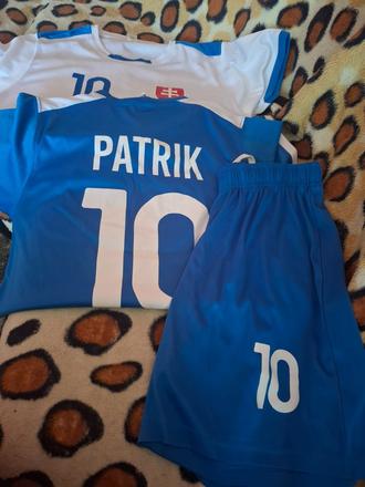 Dres s menom patrik, 158