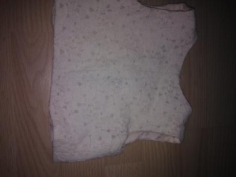 Vesticka cipkovana, 74