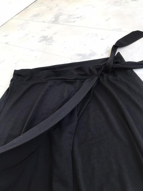 Extravagantné spoločenské nohavice, l