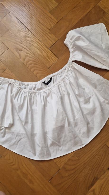 Top s odhalenymi ramenami zara, zara,m