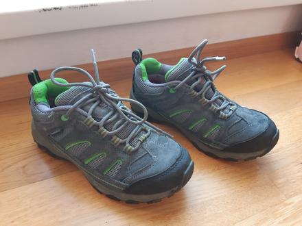 Turistické topánky bez poškodení, 34