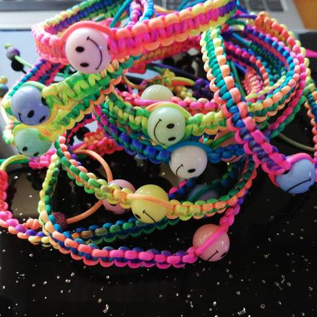 Handmade náramky, kľúčenky, talizman do auta, 