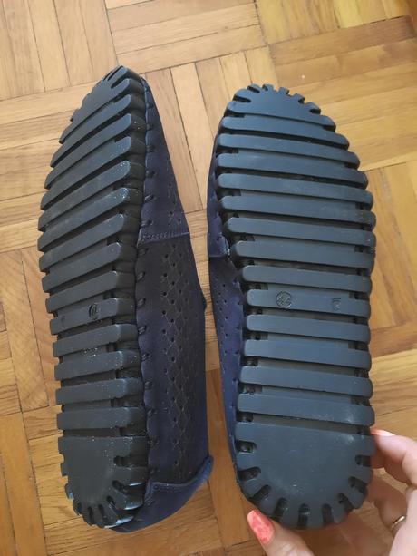 Pánske mokasíny, 44