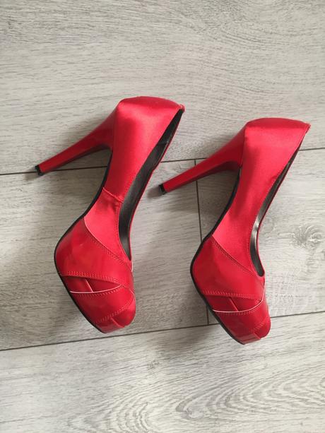 Lodičky červene, 37