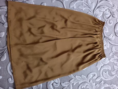 Dámska ľahká sukňa, 39