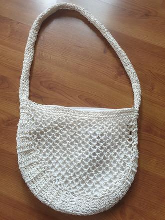 Pletena kabelka,