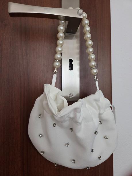 Šaty na prvé sväté prijímanie, 146