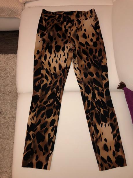 Nohavice w-linie, 36