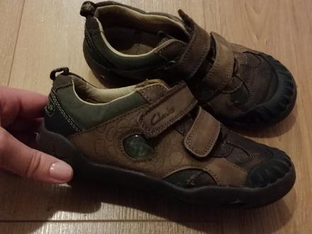 Topanky s okom dinosaura, clarks,29