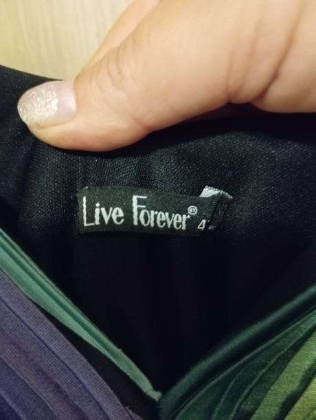 Šaty live forever, 42