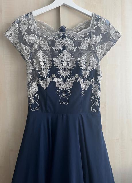 Chi chi london šaty, m