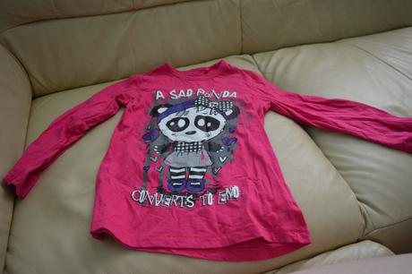 Tricko s pandou, 122