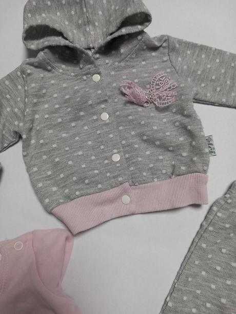 Dievčenská súprava, 56