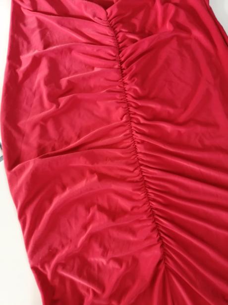 Luxusné dlhé elastické spoločenské saty, xs