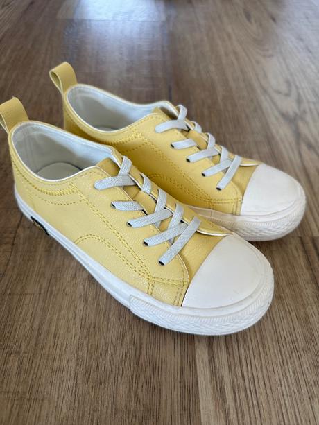 Tenisky elastické šnúrky, baťa,32