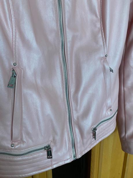 Guess bunda, guess,m