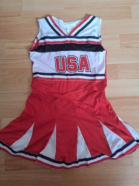 Kostým na karneval roztlieskavačka, 