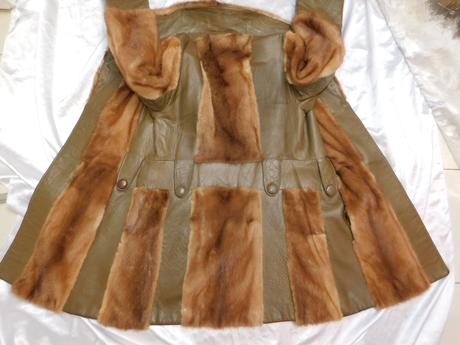 Pekny kabat z norky a pravej kože, 38