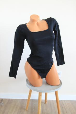 Čierny sťahujúci body top, m, m