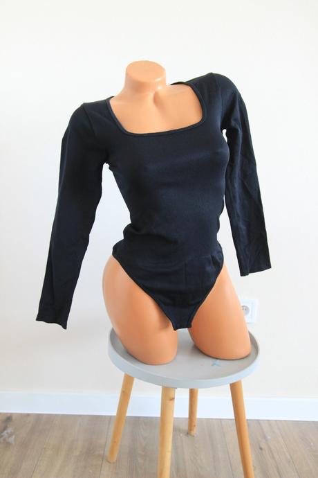 Čierny sťahujúci body top, m, m