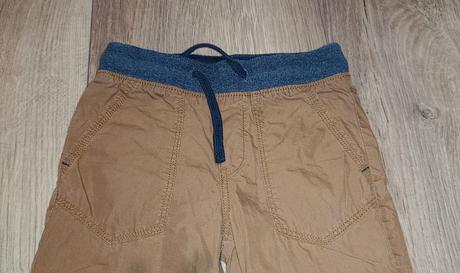 Oteplene nohavice 104, 104