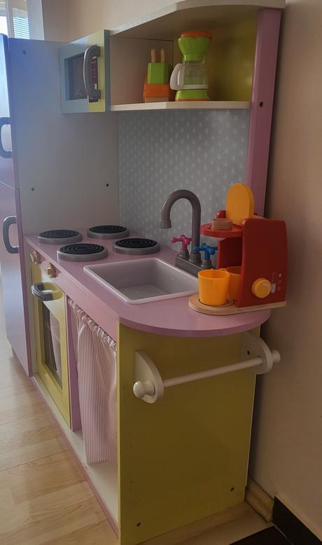 Detská drevená kuchynka s vybavením, 