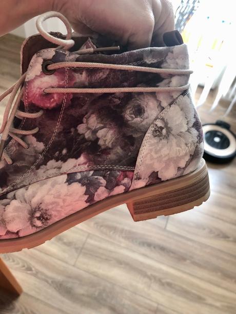 Kvetinové topánky, 38