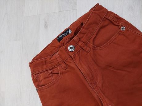 Nohavice č.128, 128