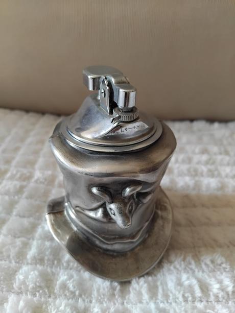 Starozitny zapalovac, 