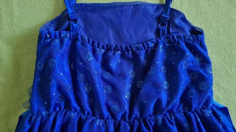 Slávnostné letné šaty, 146