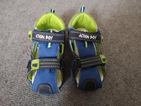 Chlapčenské sandále, 24