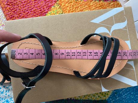 Zara kozene sandalky, zara,31