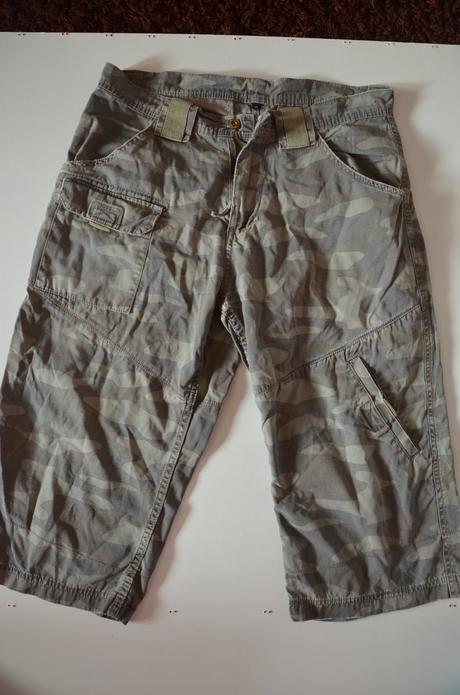 Maskáčové krátke nohavice , c&a,48